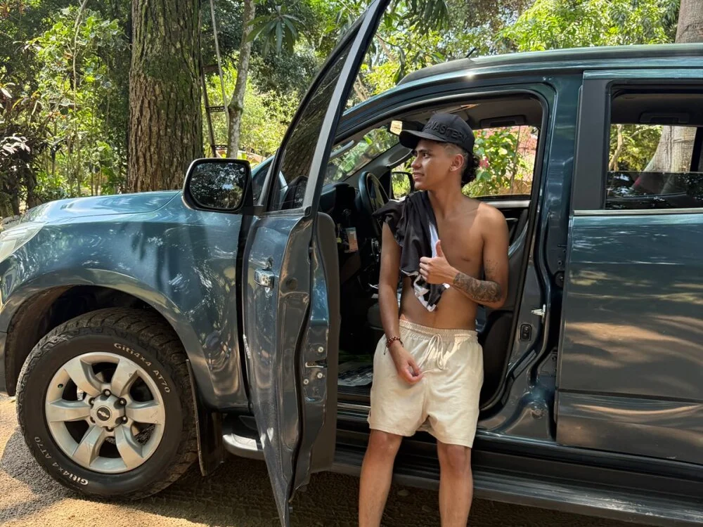 Anto_Jasro's Offline XXX Chat