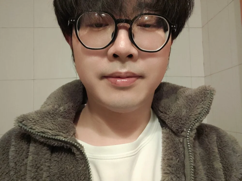 MAWOMAWO22 অফলাইন XXX চ্যাট