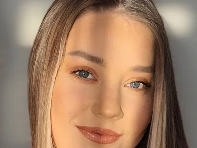 ChloeKole - Girl 