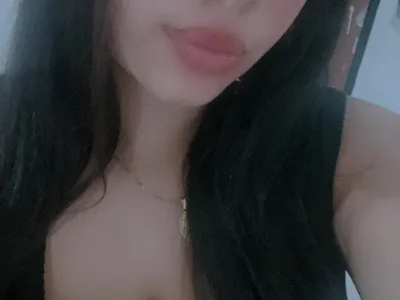 lili_breastxxx webcam livesex profile in curvy cams