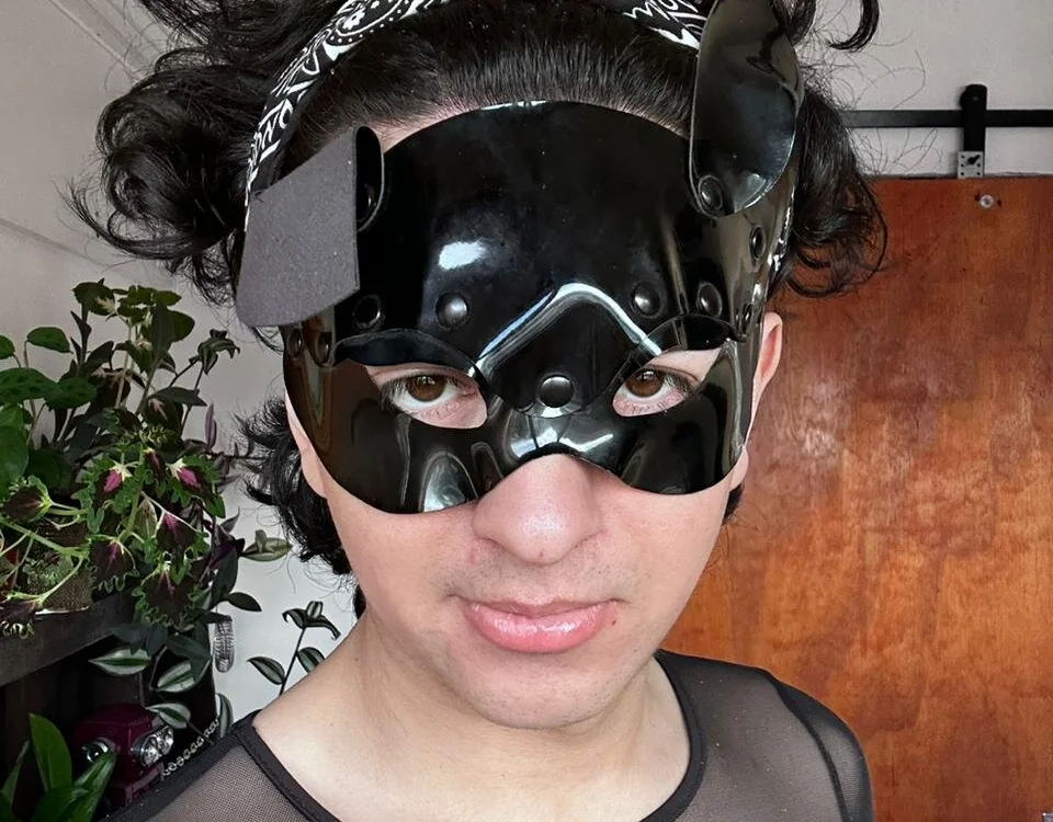 Офлайн-чат XXX FallenArchangelHot