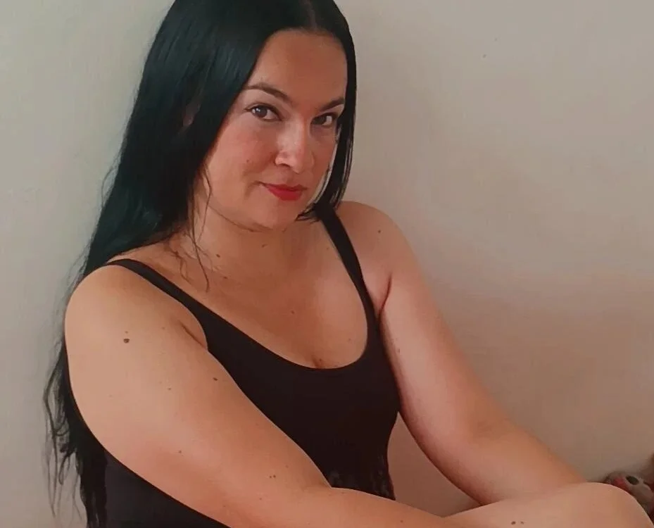 megan_milf79 Offline XXX Chat