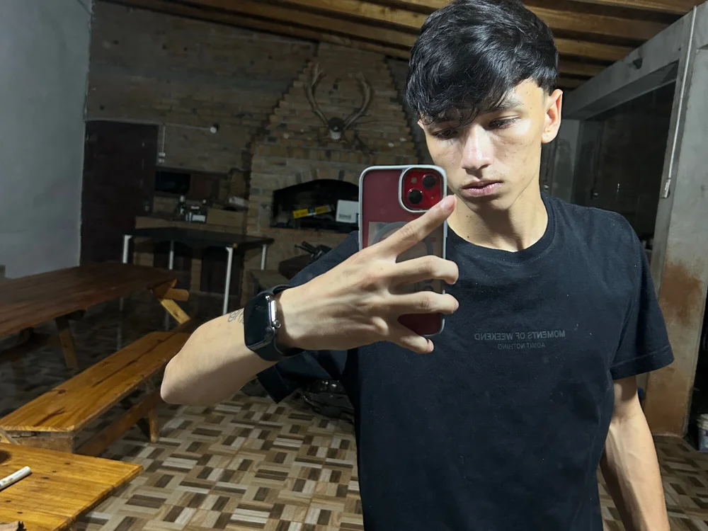 alesss11 Offline XXX-Chat