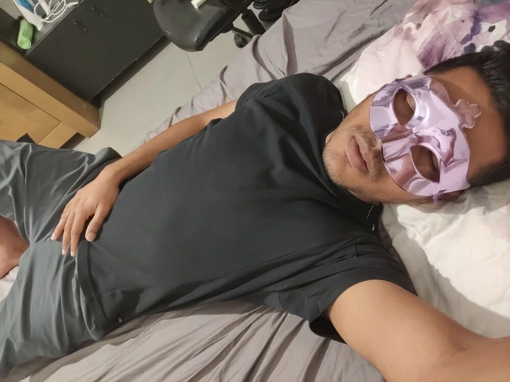 vinzpnr210's Offline XXX Chat