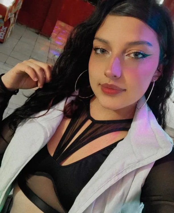 emma_ny Chat XXX offline