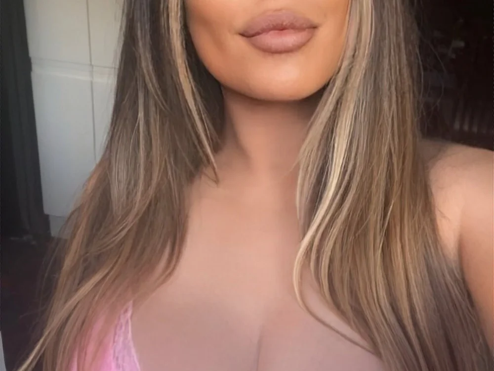 ValentinaXbabestation's Offline XXX Chat