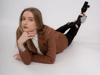 SonyaFoxxx - Girl 