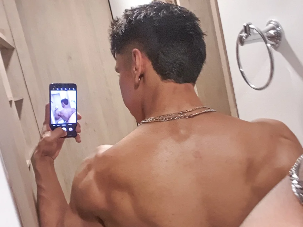 Offline chatovací místnost Emile_s239
