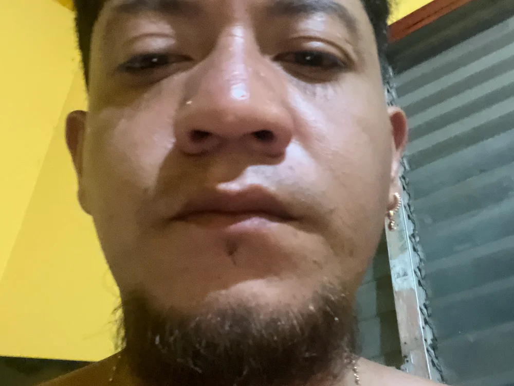 conejoexitante1978's Offline Chat Room