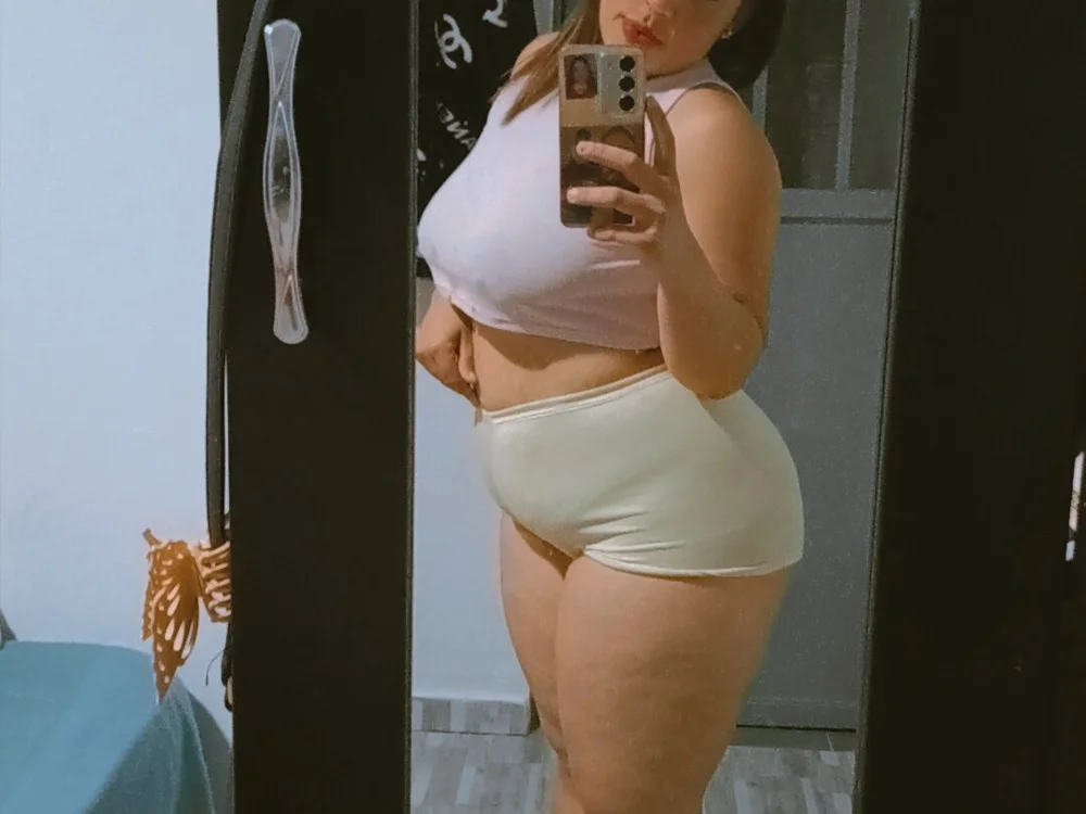 Carito26's Offline XXX Chat