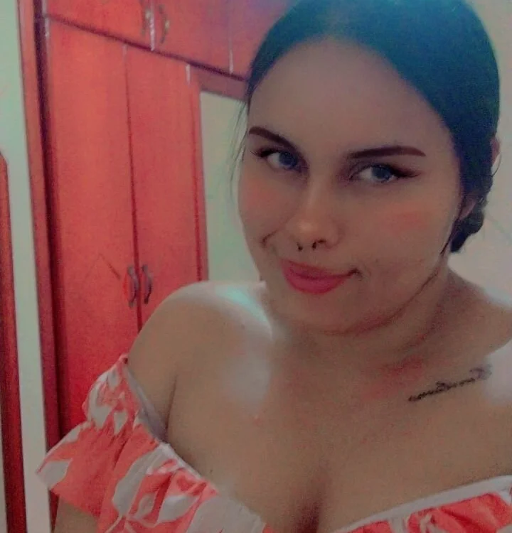 Astridmonroe's Offline XXX Chat