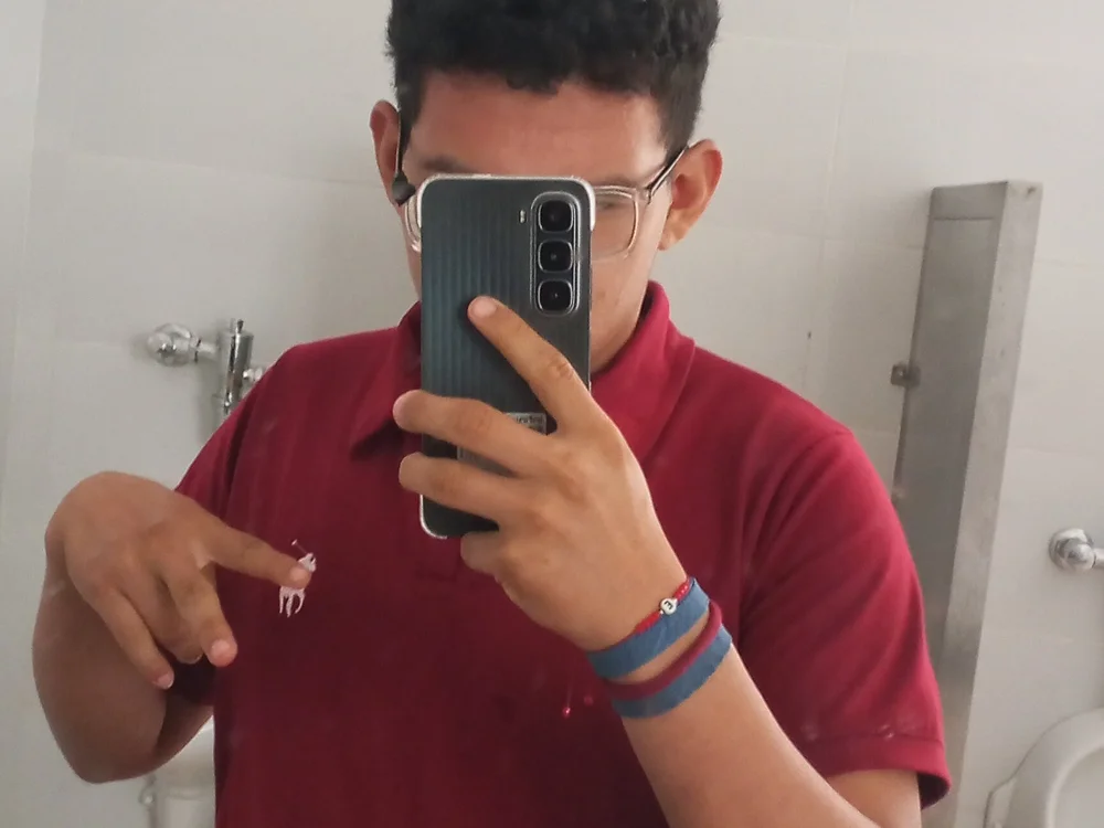 Moises_pincay05 Adlı Modelin Çevrimdışı XXX Sohbeti