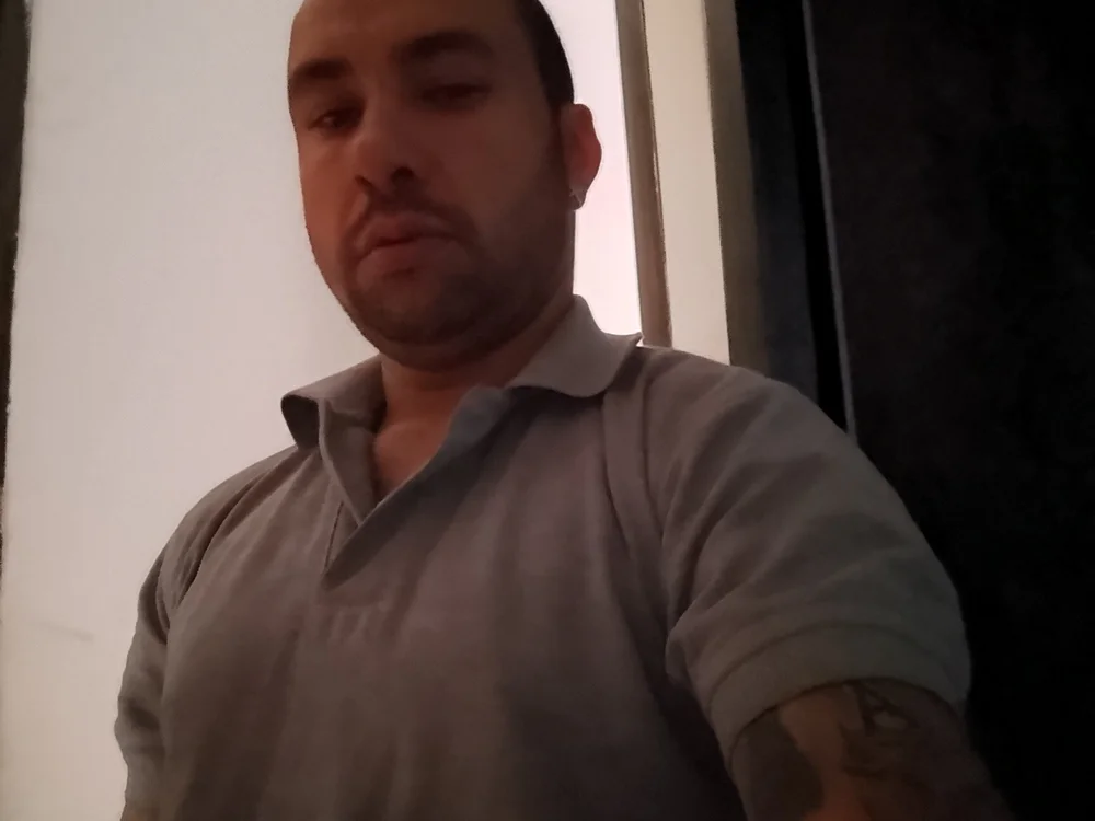 NANDO3618's Offline Chat Room