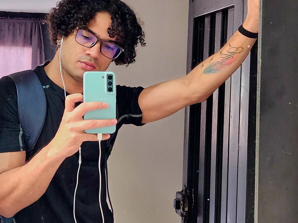 AlejandroFranko's Offline XXX Chat