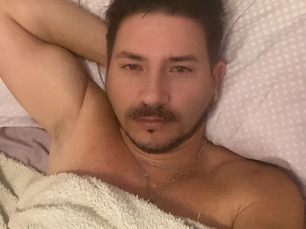 cubanazo11 offline chatrum