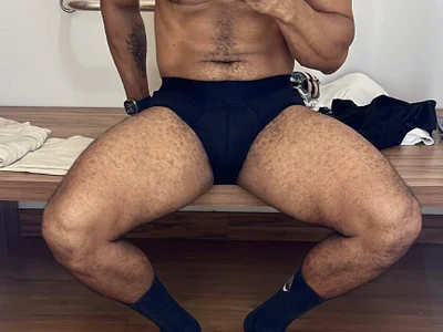 Dantevalentop Male Bisexual Striptease Webcam