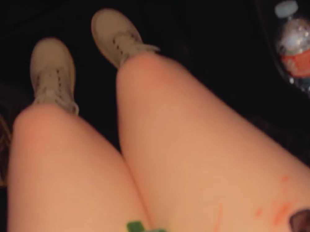 BabyyGirl_ offline chatrum