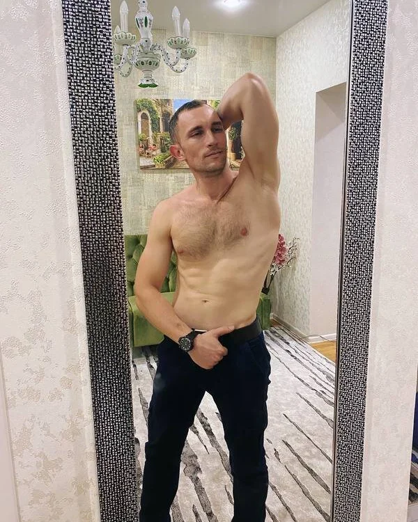 AlirovAnya Offline Chatraum