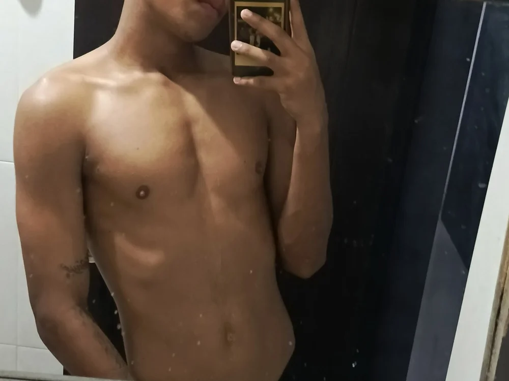 parzivalwtn Offline XXX chat