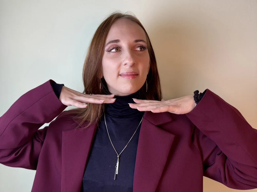 MavisAlarid's Offline Chat Room