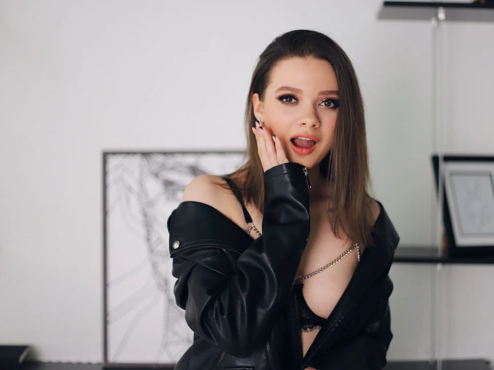 AmeliaMillerM's Offline XXX Chat