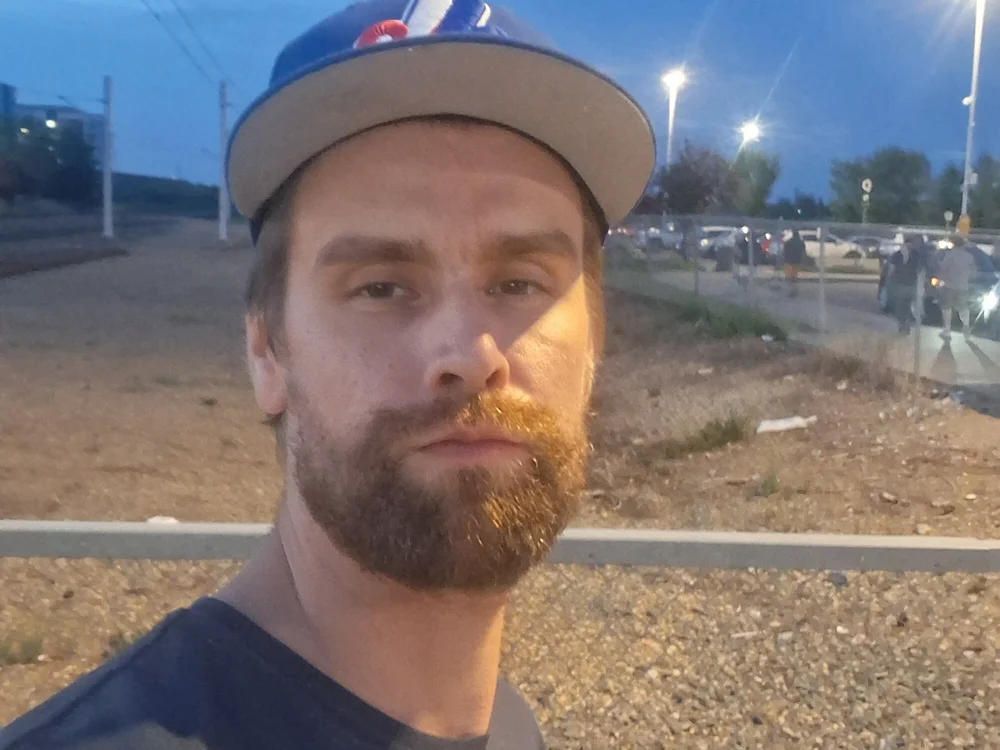 Andrewjay1234's Offline XXX Chat