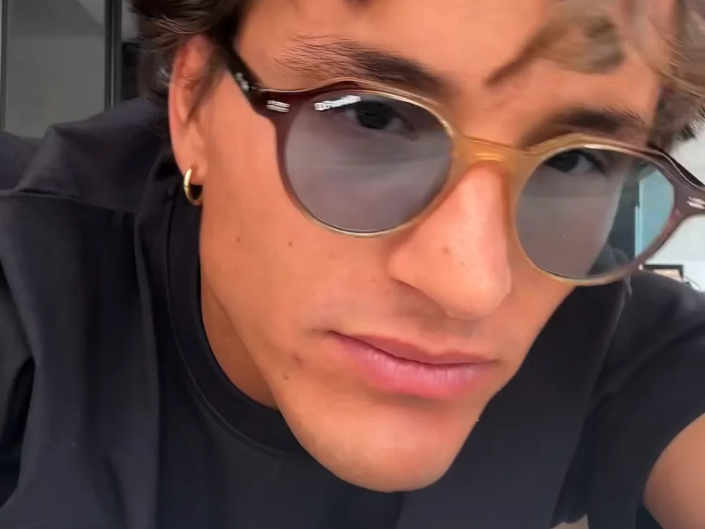 Tiago-clouny Offline XXX-Chat