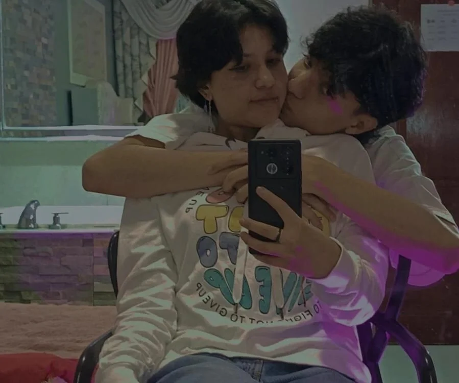 Yui_And_rin_'s Offline XXX Chat