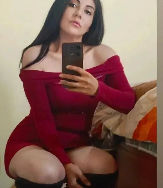 victoriasexhard's Offline Chat Room