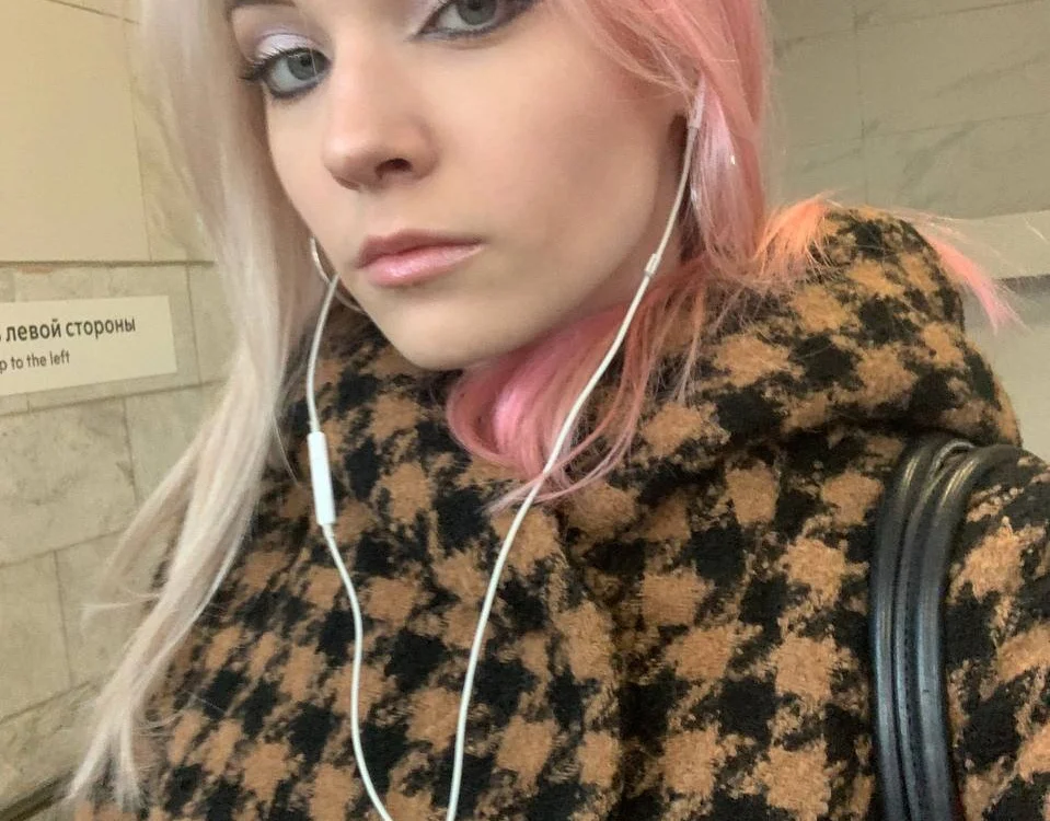 lottypink's Offline Chat Room