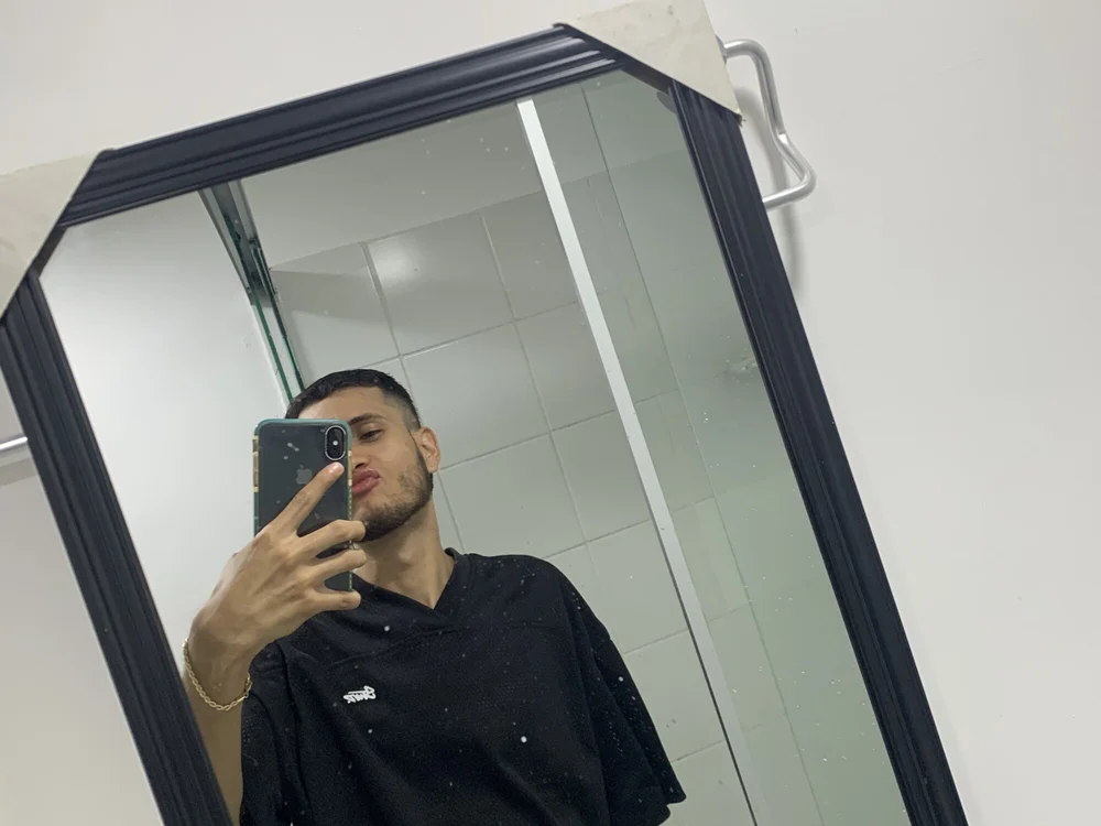 sexyjohan81 offline chatrum
