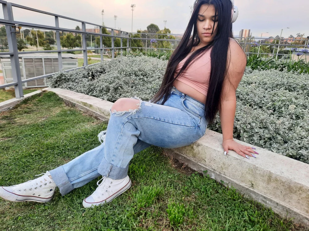 lorain_sweet's Offline XXX Chat