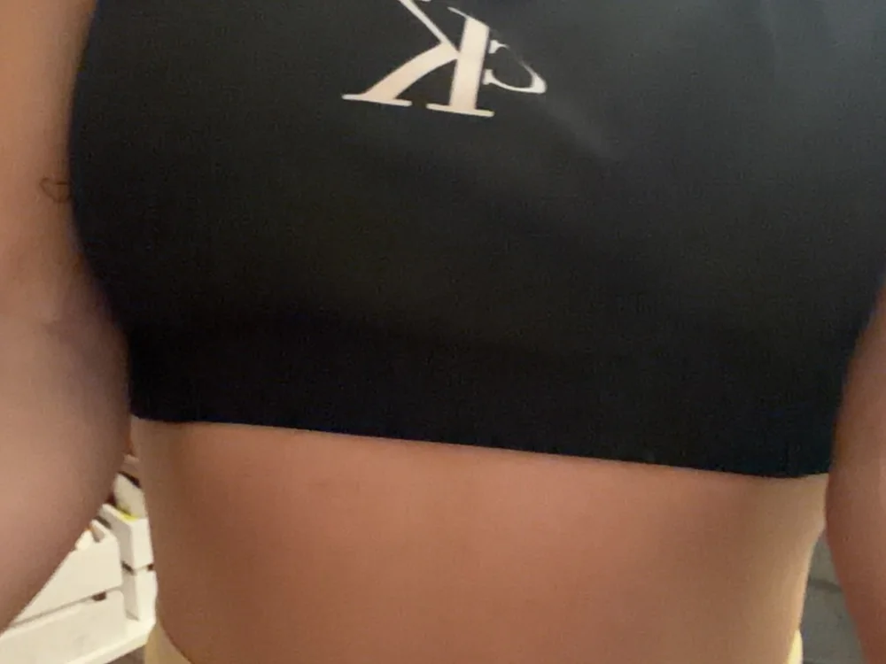 Sexyyoungangel Obrolan XXX Offline