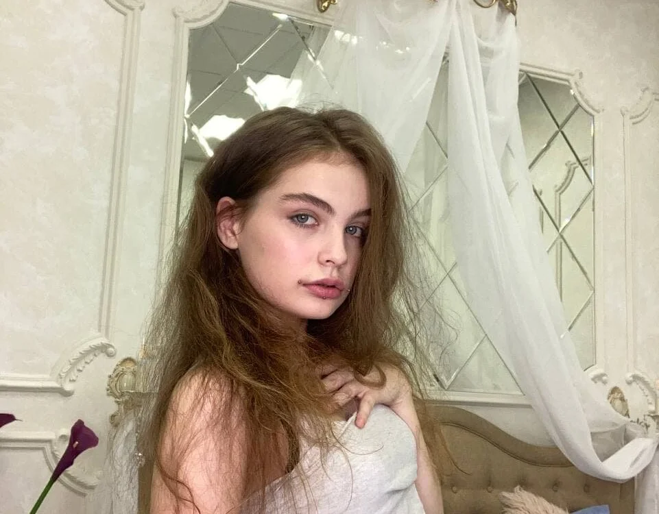 AmberGrant's Offline Chat Room