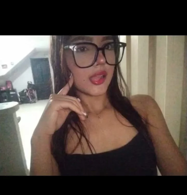 Офлайн-чат XXX veronicaa_s