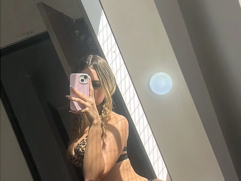 chloecooper1 offline chatrum