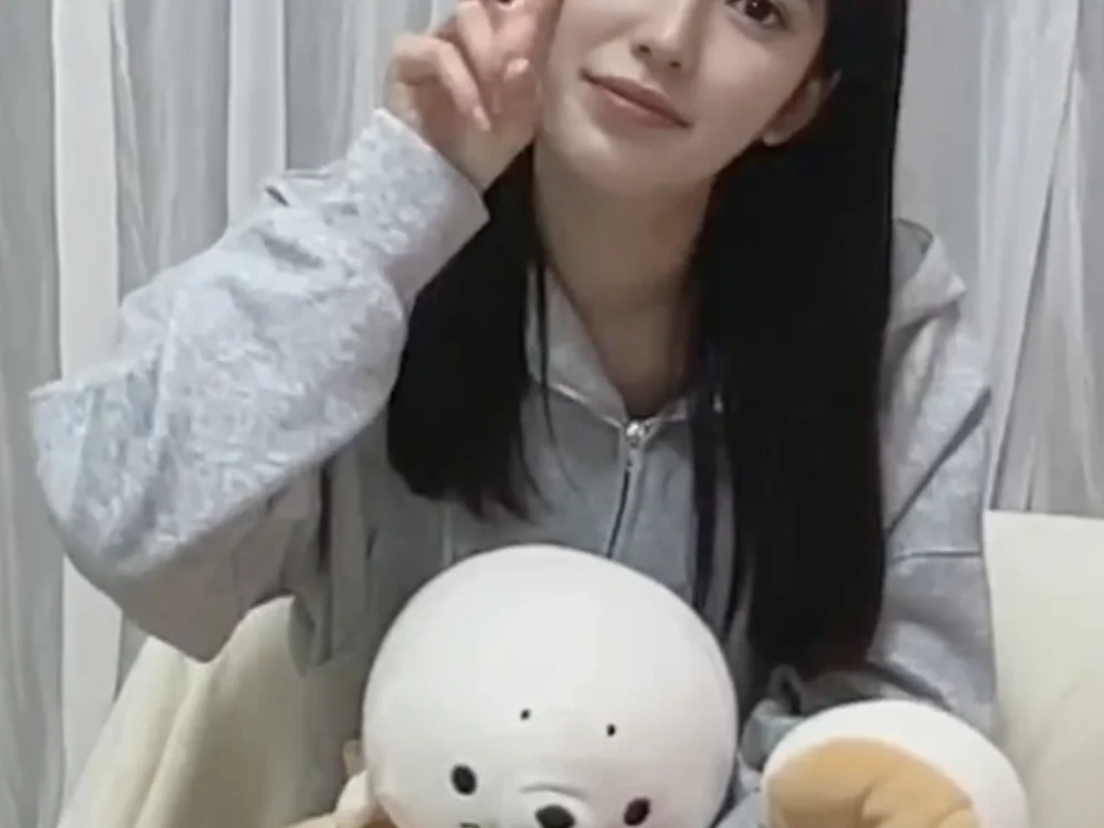 RISA0719's Offline XXX Chat