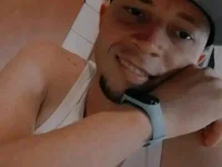 frederick18c's webcam live show
