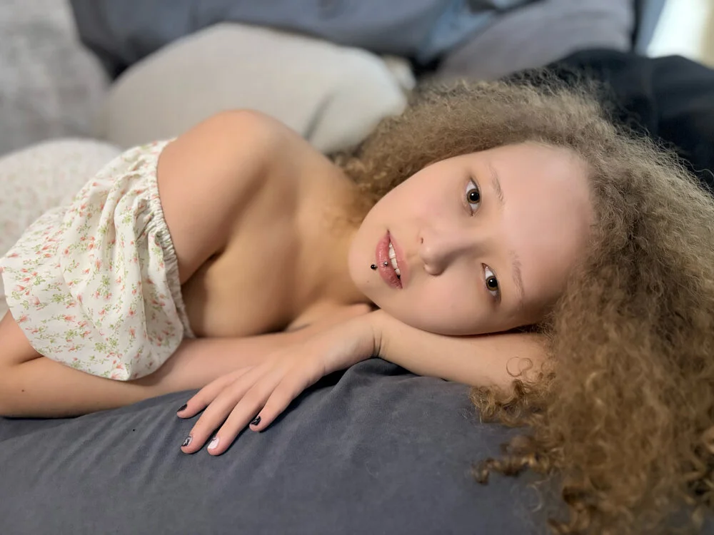 Senya_Sol Live XXX-chat