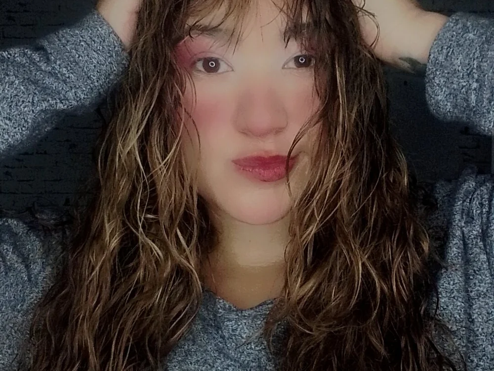 lucia-31's Offline XXX Chat
