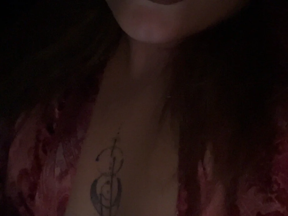 mellowbrooke21's Offline XXX Chat