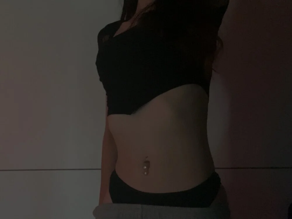 _Honeymoon66 離線 XXX 聊天