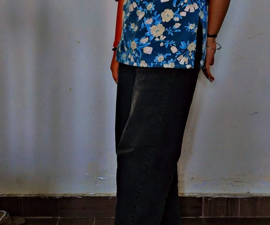 Vaa_nii cover photo