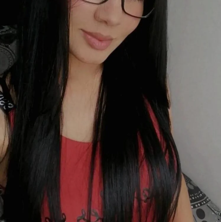 queen_lian offline chatrum