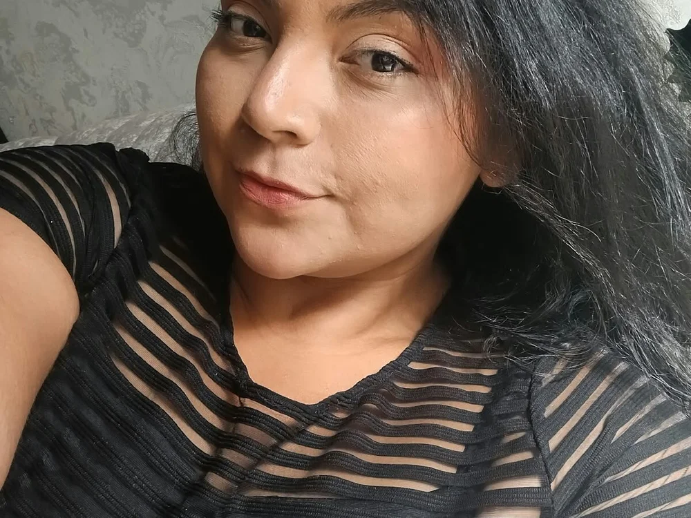 دردشة Catalina_Saenz__ الجنسية دون اتصال