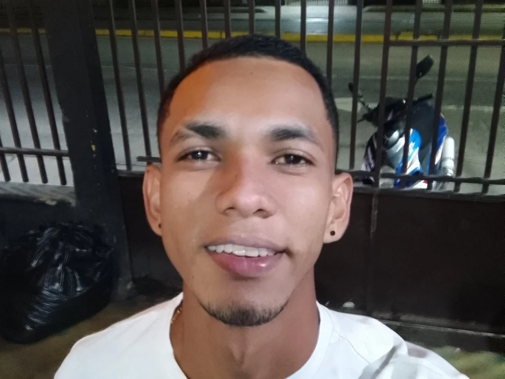 Javi-3X's Offline Chat Room