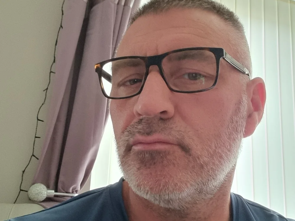 HandsomeCock4u offline chatrum