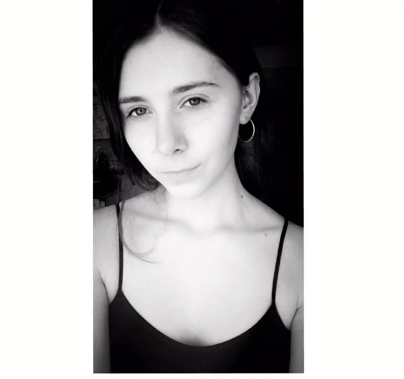 Sunny_Roum's Offline Chat Room