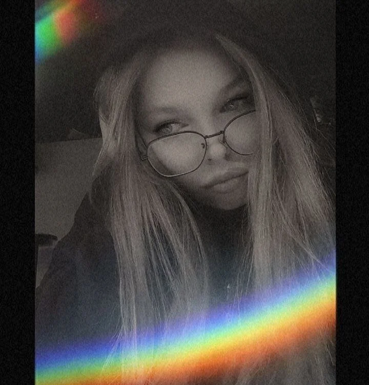 MilimaKatrin Offline XXX-chat