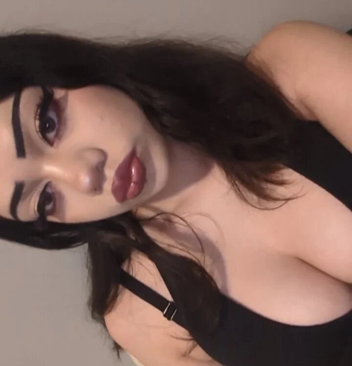 Cindyyyxo's Offline XXX Chat